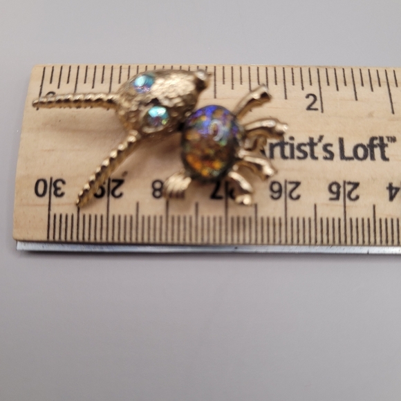 Sparkly Antelope? Brooch - Picture 5 of 5